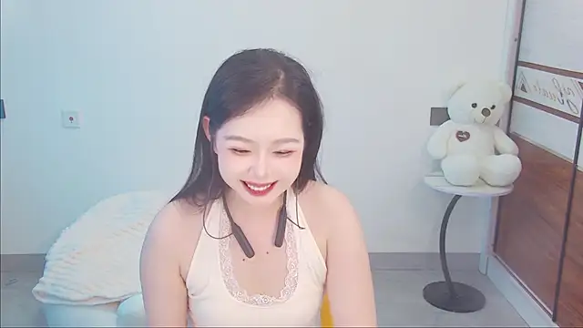 swie111 online show from May 18, 2026, 4:07 am