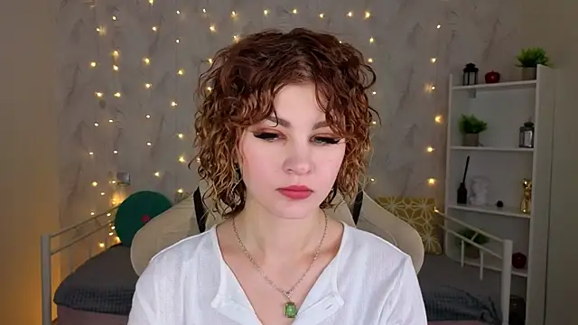 Kira  Fluffy online show from July 10, 2026, 12:04 am
