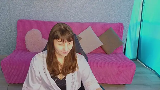 StelaDream online show from May 28, 2026, 9:28 am