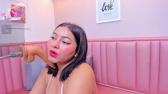 Snapshot of dani_garciaa chatting on July 10, 2026, 11:57 am dani garciaa online show from July 10, 2026, 11:57 am