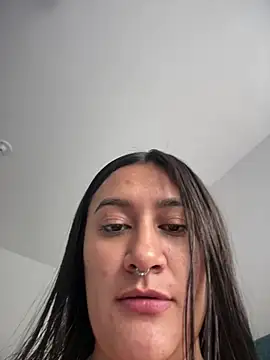 Vyolet  online show from July 19, 2026, 12:31 pm