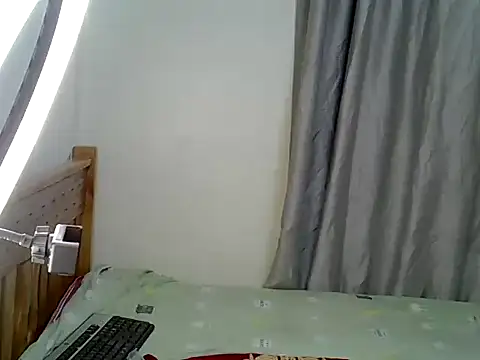 Sexxyjey online show from May 15, 2026, 2:02 pm