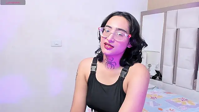 Spider WebbedX online show from June 27, 2026, 12:22 pm