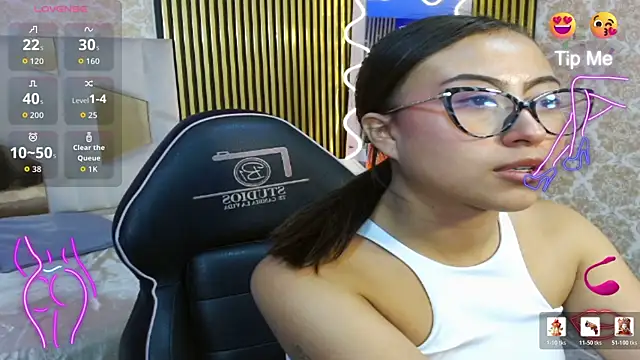 Snapshot of Amhira_Tay chatting on June 21, 2026, 11:46 am Amhira Tay online show from June 21, 2026, 11:46 am
