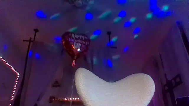 Snapshot of NailGoddessnow chatting on February 15, 2026, 8:46 am NailGoddessnow online show from February 15, 2026, 8:46 am