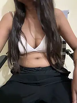 Poonam-Ray online show from June 19, 2026, 5:28 pm