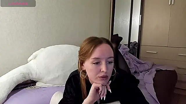 Felicia Miller  online show from May 29, 2026, 6:50 pm