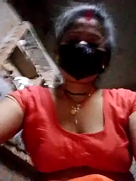 Snapshot of Rachnaaapkijaan78 chatting on May 25, 2026, 4:24 pm Rachnaaapkijaan78 online show from May 25, 2026, 4:24 pm