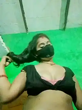 Rachnaaapkijaan78 online show from July 6, 2026, 3:58 pm