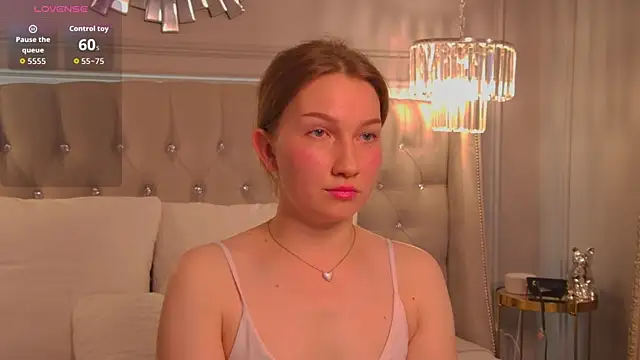 JessicaMartin online show from May 19, 2026, 6:42 am