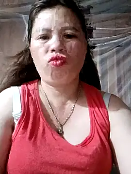 Snapshot of -Yeyi- chatting on July 4, 2026, 10:16 pm -Yeyi- online show from July 4, 2026, 10:16 pm