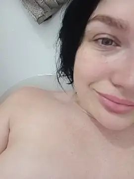 SeductiveSirenX online show from May 18, 2026, 10:26 pm