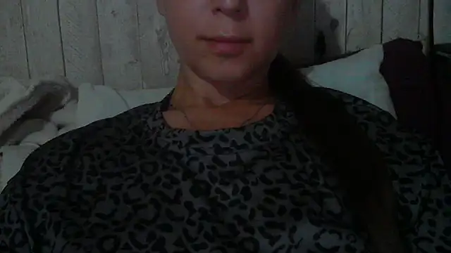 Bella--White online show from May 29, 2026, 4:05 pm