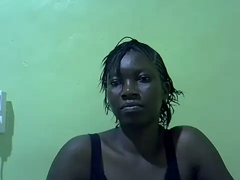 Sweet-Lynn online show from July 5, 2026, 3:41 pm