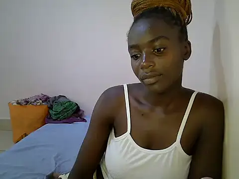 BUNNY BLISS1 online show from May 20, 2026, 1:28 pm