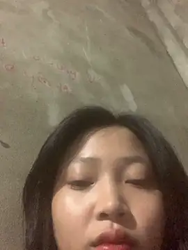 hinami-lo online show from May 24, 2026, 12:10 pm