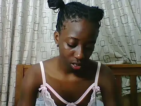 Darkpretty23 online show from July 9, 2026, 7:29 pm