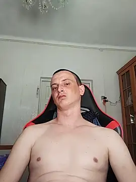 AlexxWey online show from May 16, 2026, 10:36 am