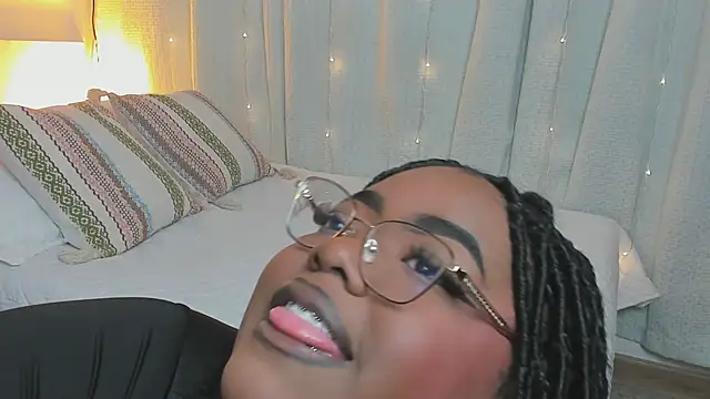 Ayanaa Ebony  online show from May 26, 2026, 11:17 am