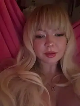 Lianaboobs online show from June 8, 2026, 7:58 pm