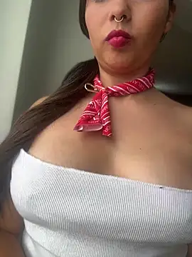 Catalina kiss online show from May 16, 2026, 9:13 pm
