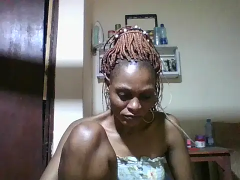 Ebonyqueen4 online show from May 21, 2026, 6:31 am