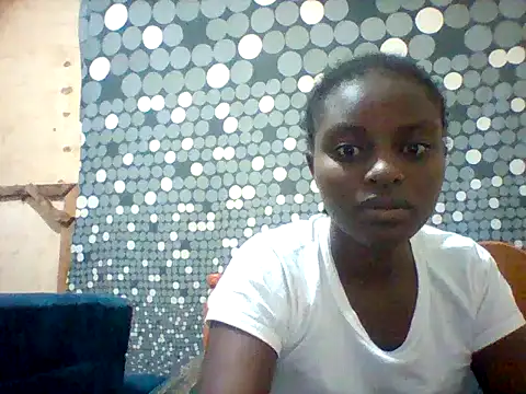 Snapshot of liligal chatting on July 8, 2026, 3:11 am liligal online show from July 8, 2026, 3:11 am