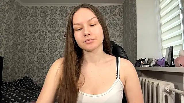 ShaylaChong online show from May 30, 2026, 3:58 am