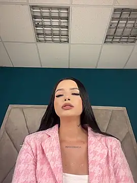 BustyAngelXXX online show from May 28, 2026, 1:08 pm