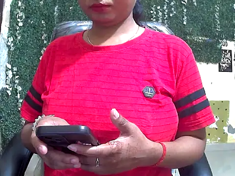 shallykaur online show from May 30, 2026, 4:31 am