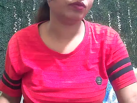 shallykaur online show from June 16, 2026, 5:32 am