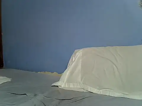 Snapshot of Queen_slim2 chatting on June 24, 2026, 9:41 am Queen slim2 online show from June 24, 2026, 9:41 am