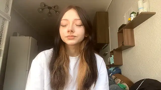 MisaSallis online show from May 27, 2026, 3:36 am