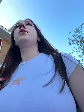 DoloresXO online show from July 10, 2026, 4:53 pm