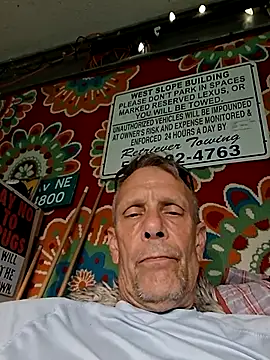 truckdawg2023 online show from June 18, 2026, 4:35 am