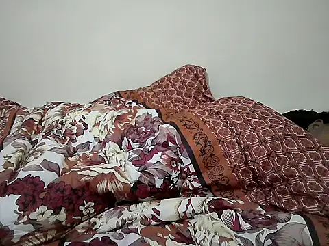 sexy nanah online show from June 18, 2026, 4:02 am