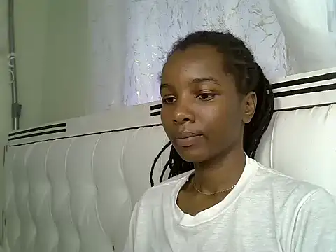 Snapshot of Sexy_vylsa chatting on July 8, 2026, 10:53 am Sexy vylsa online show from July 8, 2026, 10:53 am