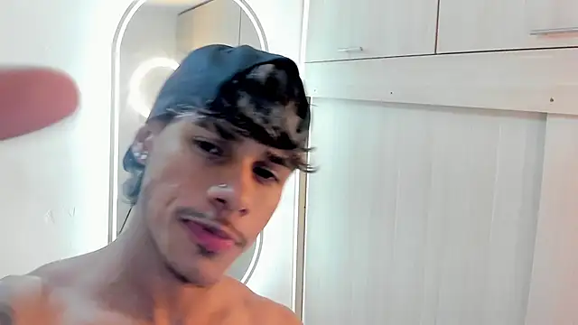 Joao da silva19 online show from June 26, 2026, 1:15 pm