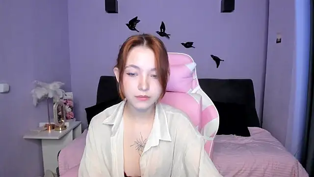 New Web Girl online show from May 23, 2026, 3:12 am