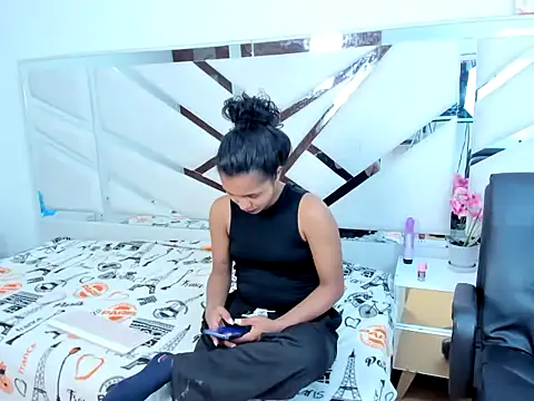 OnlySofiaX online show from May 28, 2026, 1:19 pm