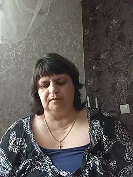 LisichkaOksana online show from May 19, 2026, 7:37 am