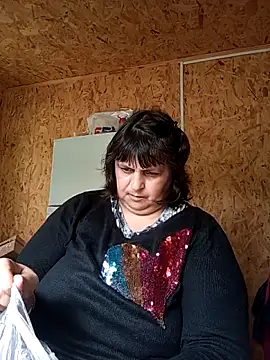 LisichkaOksana online show from May 26, 2026, 12:01 pm