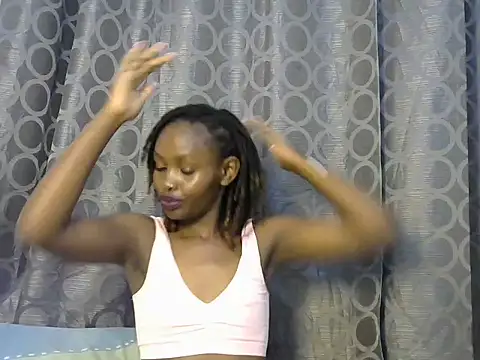 Snapshot of Sassy_bunny chatting on June 23, 2026, 1:31 pm Sassy bunny online show from June 23, 2026, 1:31 pm