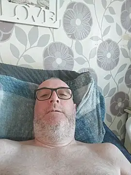 bigdickpeter78 online show from June 2, 2026, 6:32 pm