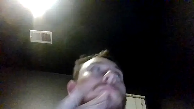 Snapshot of Tallhungcloudyyy chatting on June 3, 2026, 11:35 am Tallhungcloudyyy online show from June 3, 2026, 11:35 am