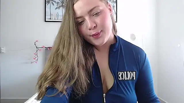 Krispyshot online show from June 13, 2026, 3:26 am