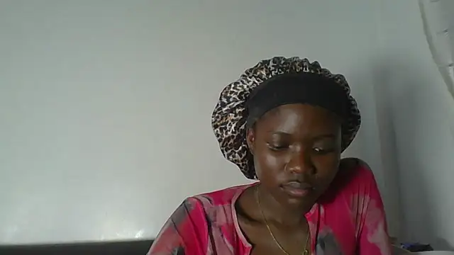 Snapshot of Ebony-Candy chatting on May 18, 2026, 6:03 pm Ebony-Candy online show from May 18, 2026, 6:03 pm