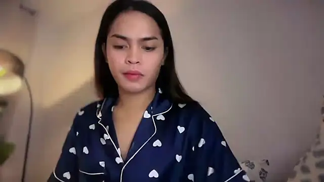 Snapshot of Amylaa chatting on July 8, 2026, 1:48 pm Amylaa online show from July 8, 2026, 1:48 pm
