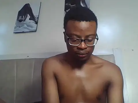 Snapshot of freakyboy255 chatting on July 28, 2026, 2:13 pm freakyboy255 online show from July 28, 2026, 2:13 pm