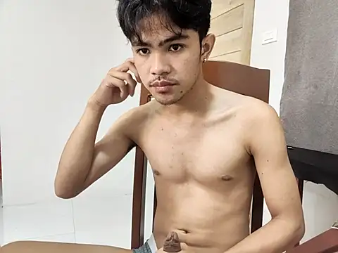 urBunnyboi online show from July 2, 2026, 6:47 pm